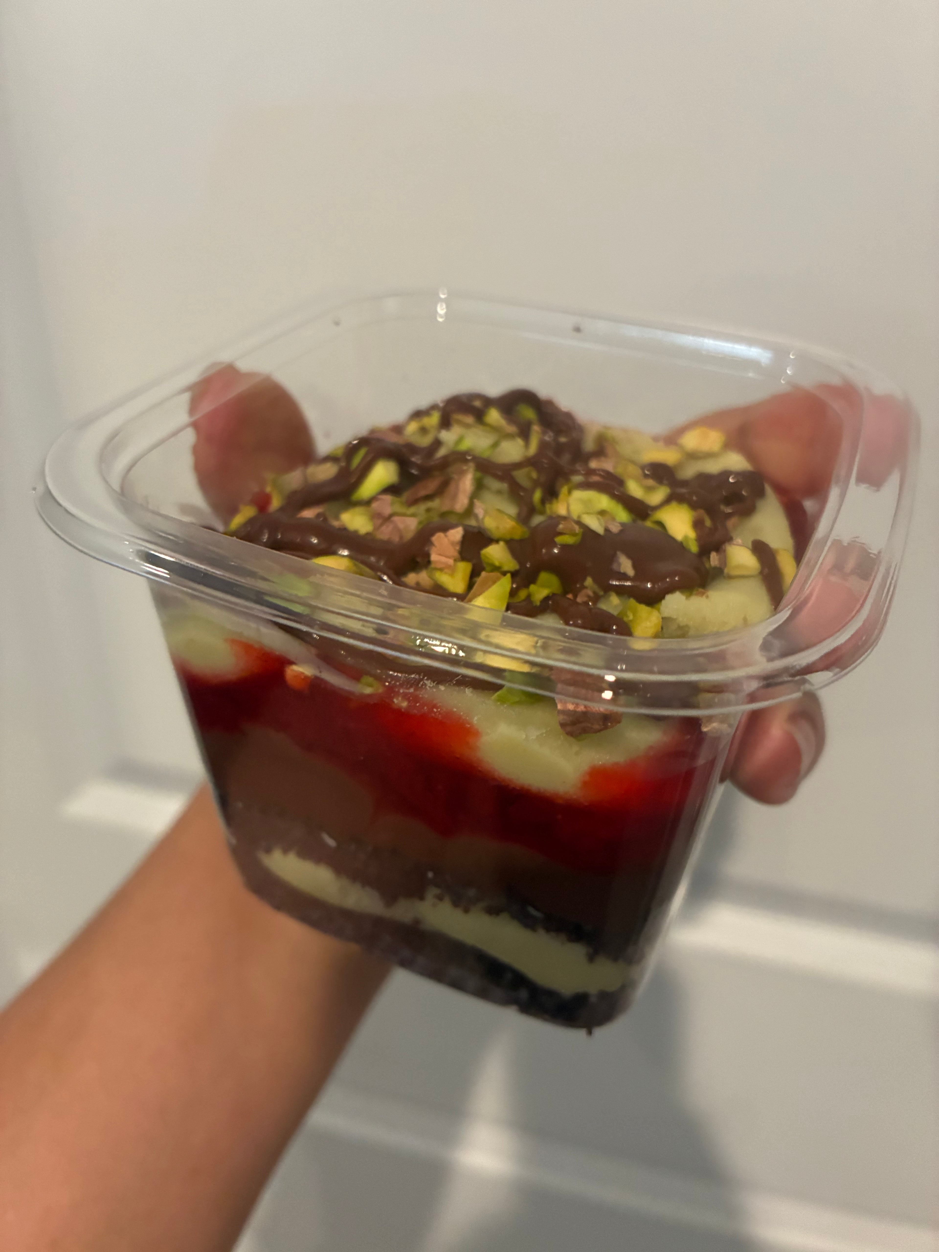 Pistachio y Frutos Rojos
