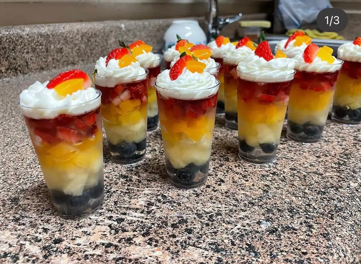 Cup Gelatina de Frutas (Shot)